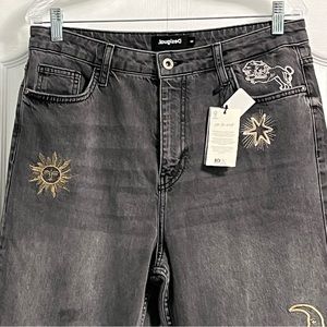 DESIGUAL womens size 10 cropped Cosmic embroidered Jeans Straight Leg High rise